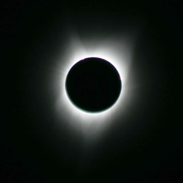 [Image: eclipse.jpg]